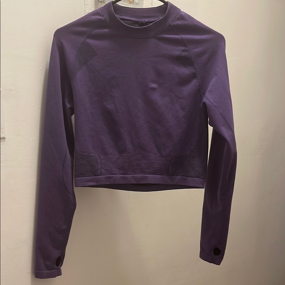 Women's Purple Long Sleeve Work Out Crop Top w/ thumb holes, in Purple Size: M